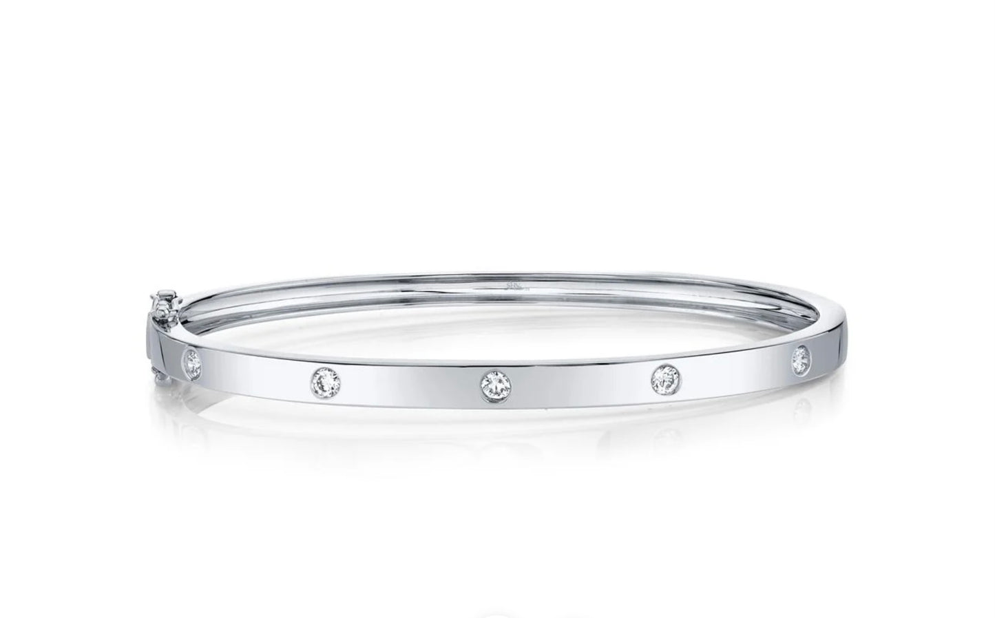 0.38CT DIAMOND BANGLE