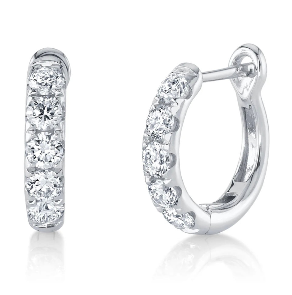 0.81CT DIAMOND HUGGIE EARRING