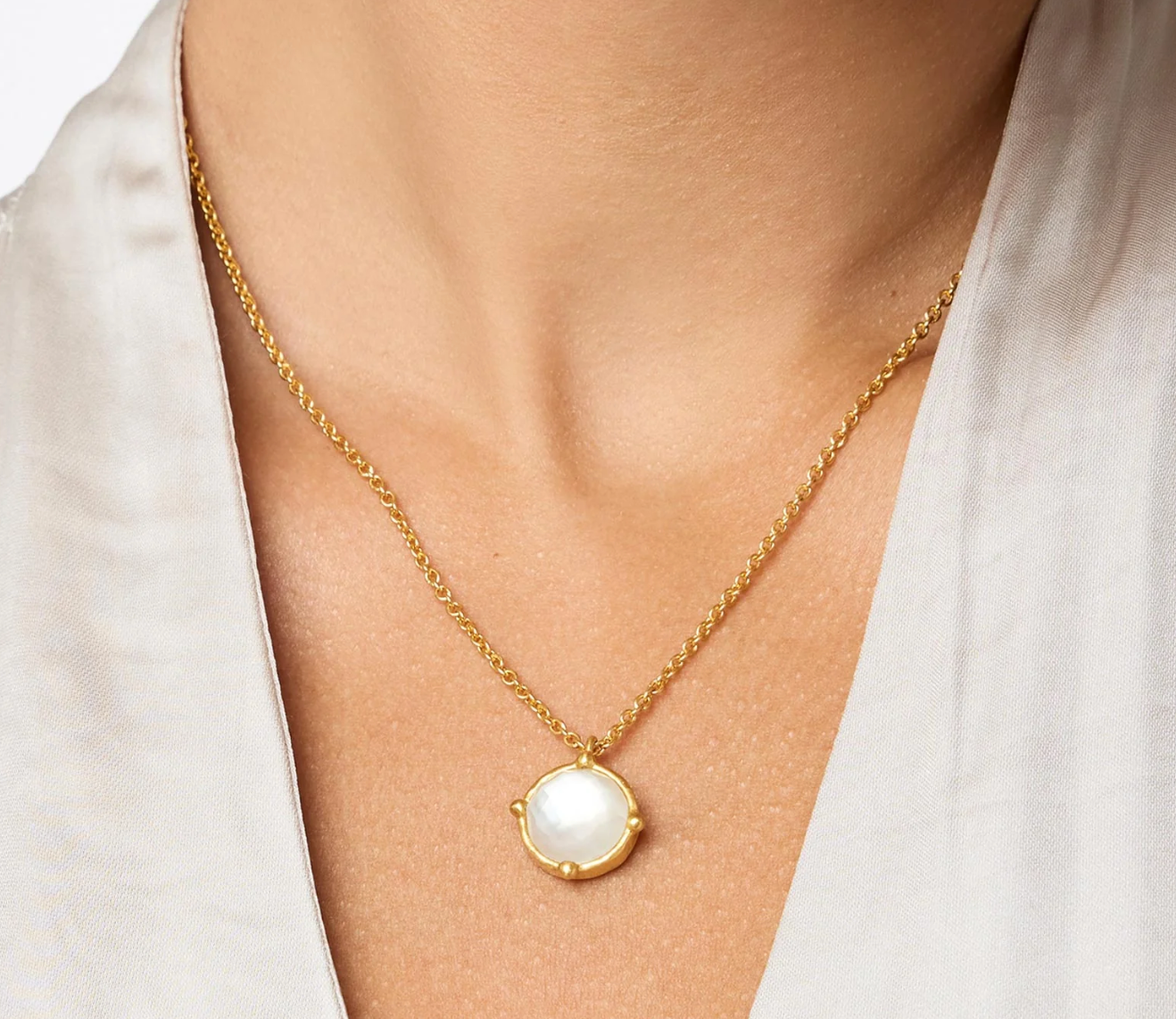 Honeybee Solitaire Necklace