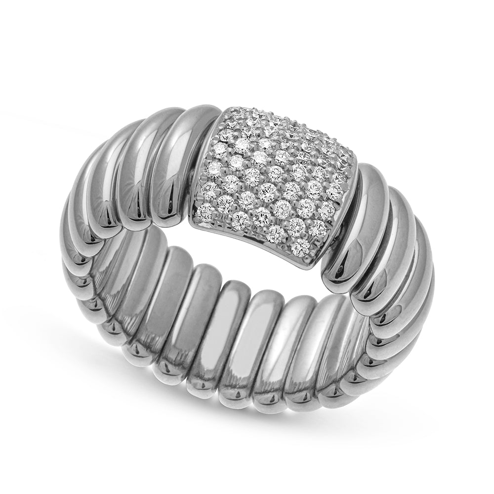 DIAMONDS / quantity: 53 pcs / weight: 0,35 ct GOLD / weight: 8,90 g