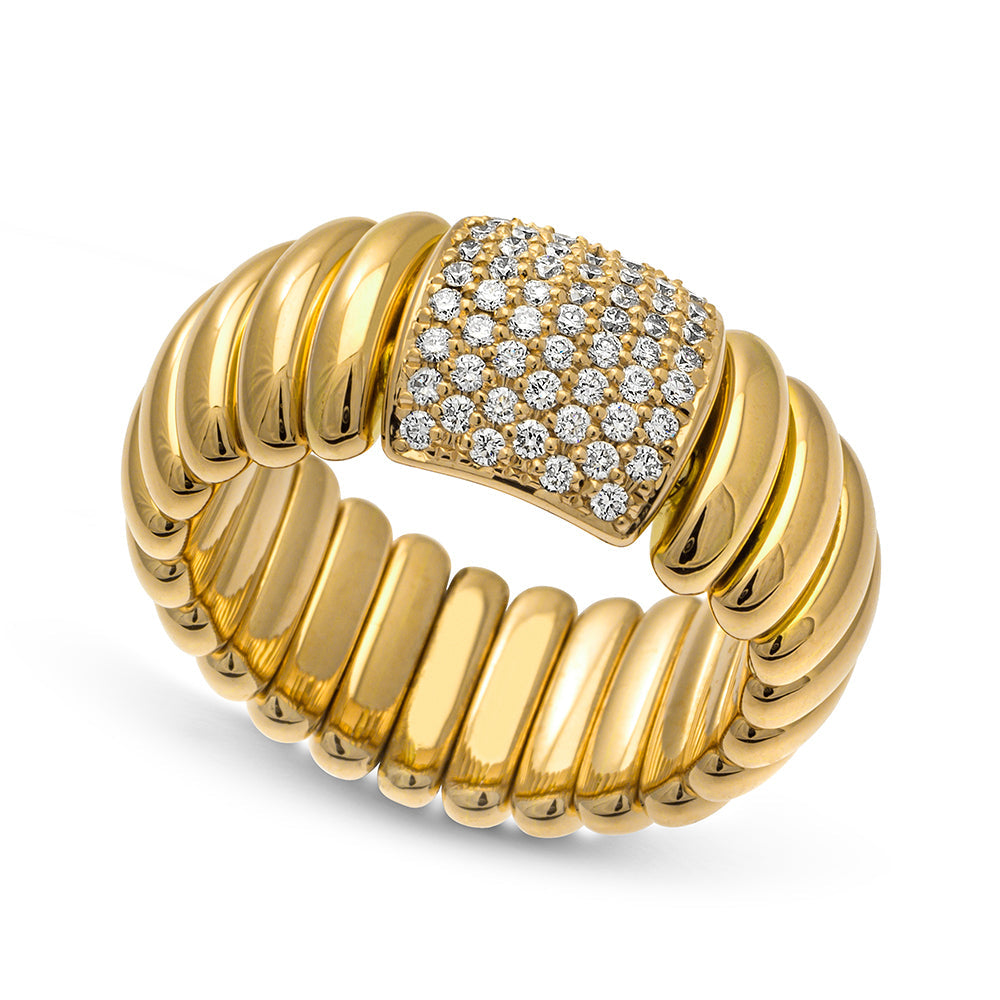 DIAMONDS / quantity: 53 pcs / weight: 0,35 ct GOLD / weight: 8,90 g