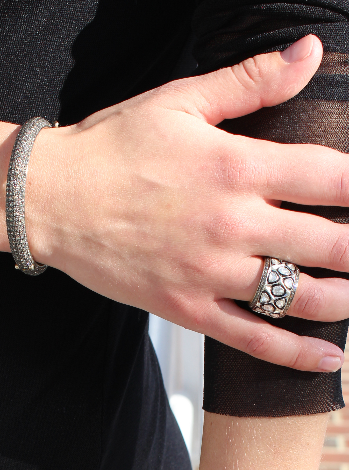 Rose cut and pave diamond zig zag eternity band Size: 6.5 Sourced from India