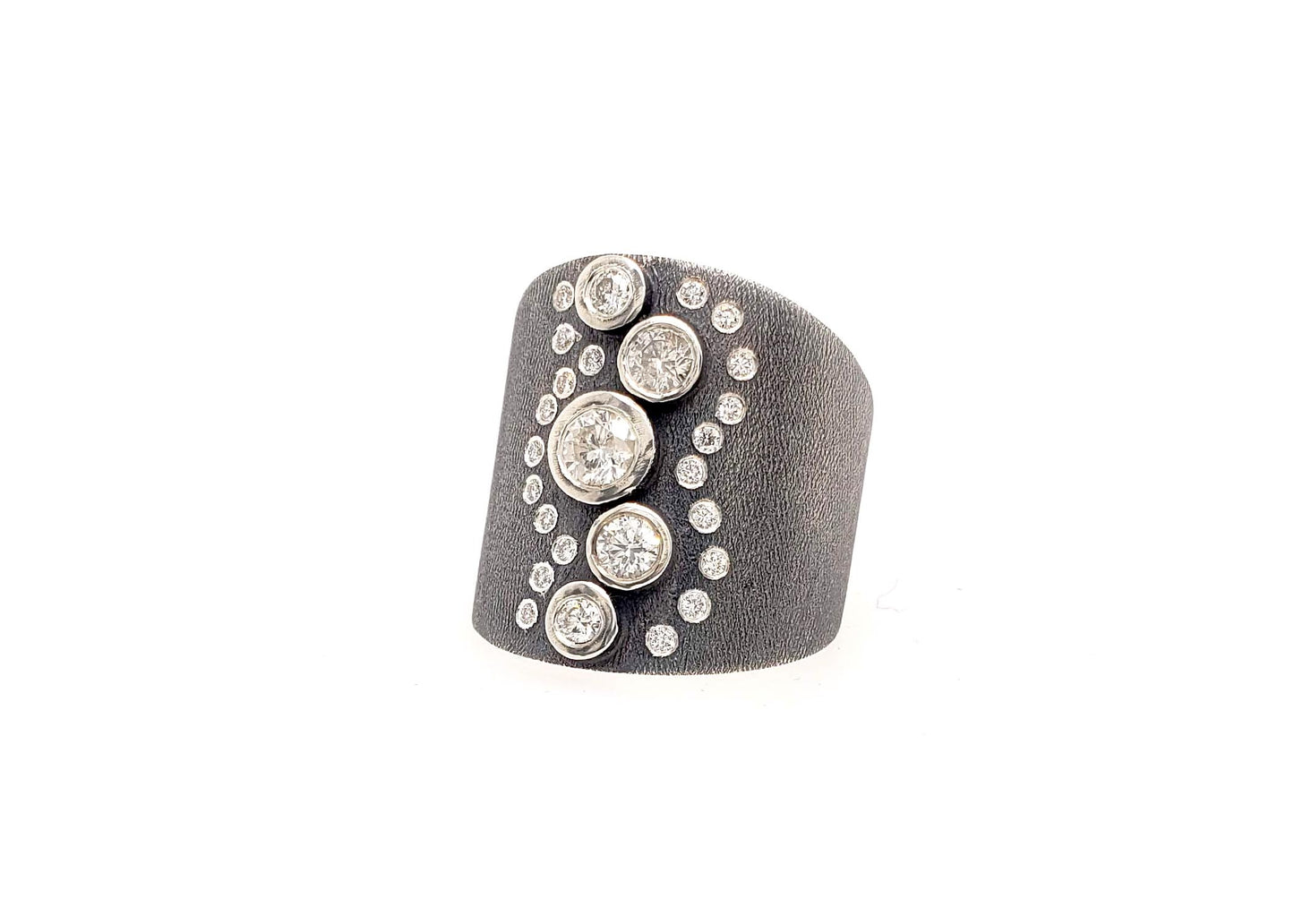 Adelle Ring
