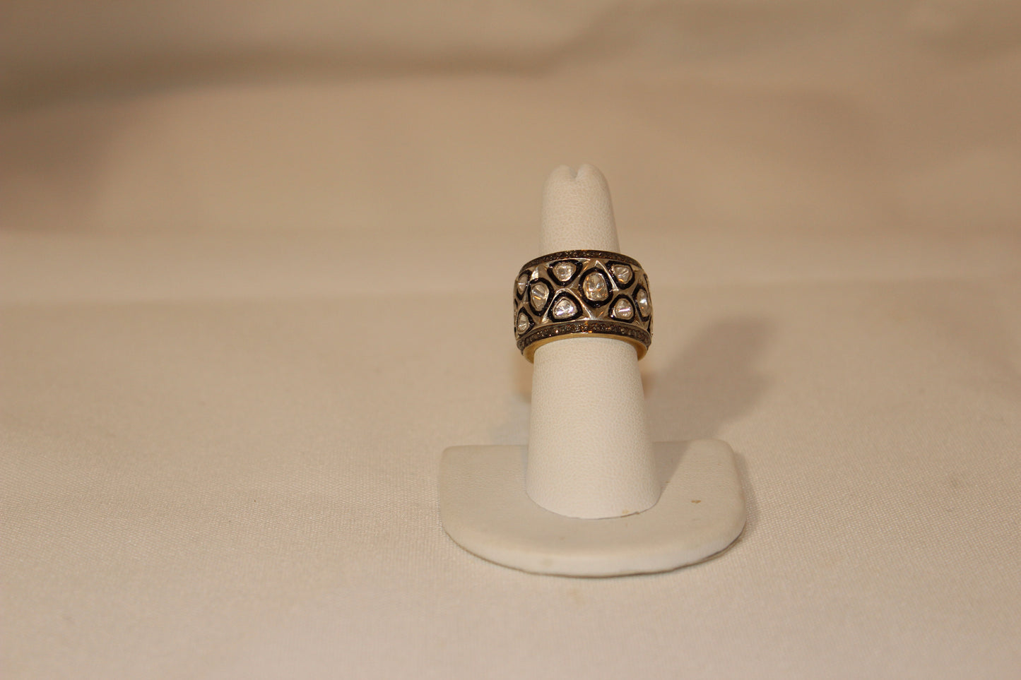 Rose cut and pave diamond zig zag eternity band Size: 6.5 Sourced from India