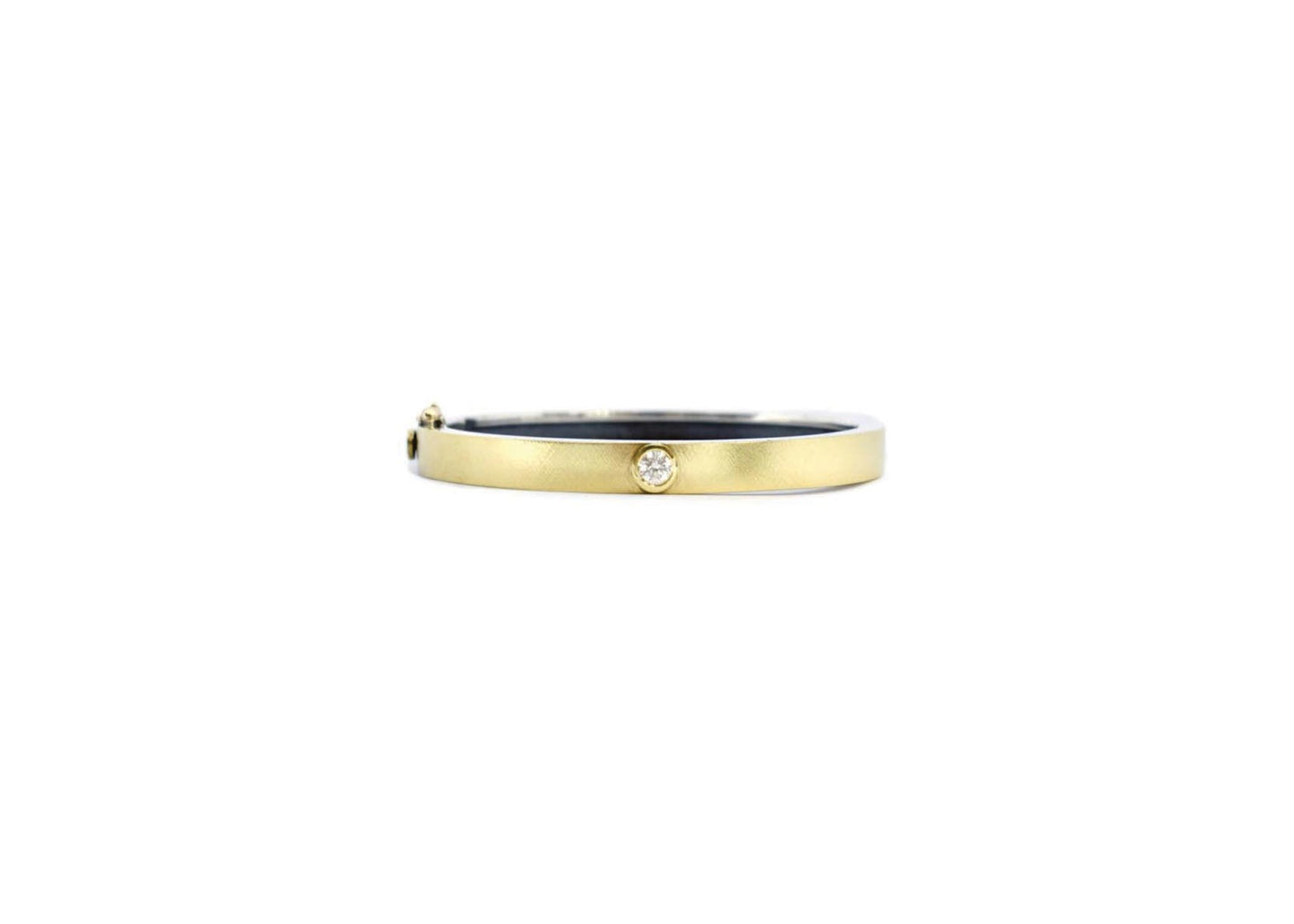 Junia Bangle / Bracelet