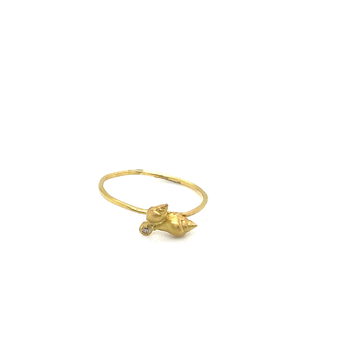 18K Gold White Diamond Seashell Ring