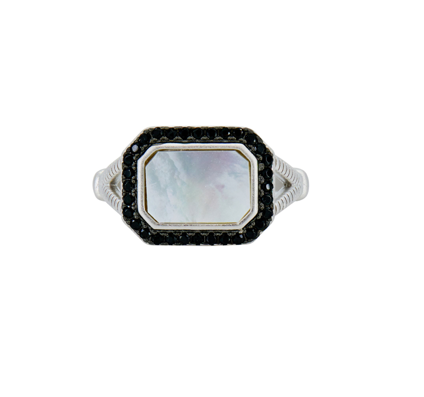 INDUSTRIAL FINISH Cobblestone Cocktail Ring