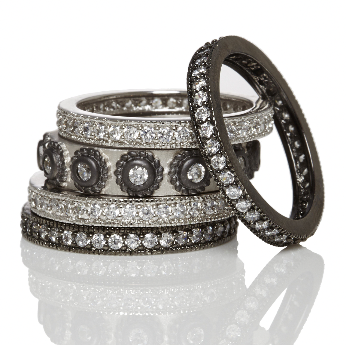 SIGNATURE Must-Have Stack Rings