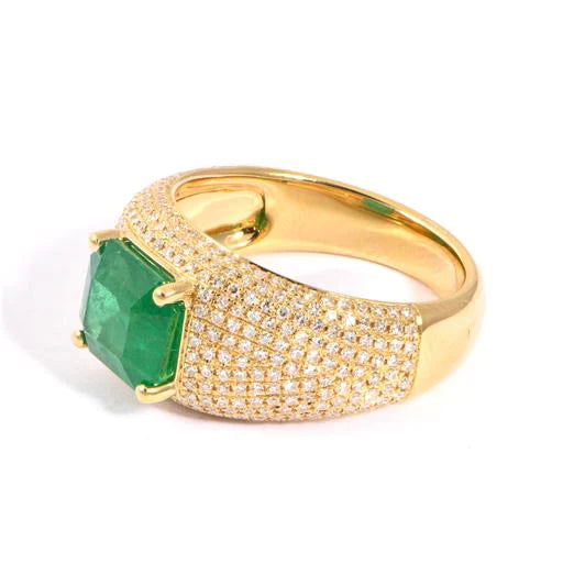 EMERALD RING
