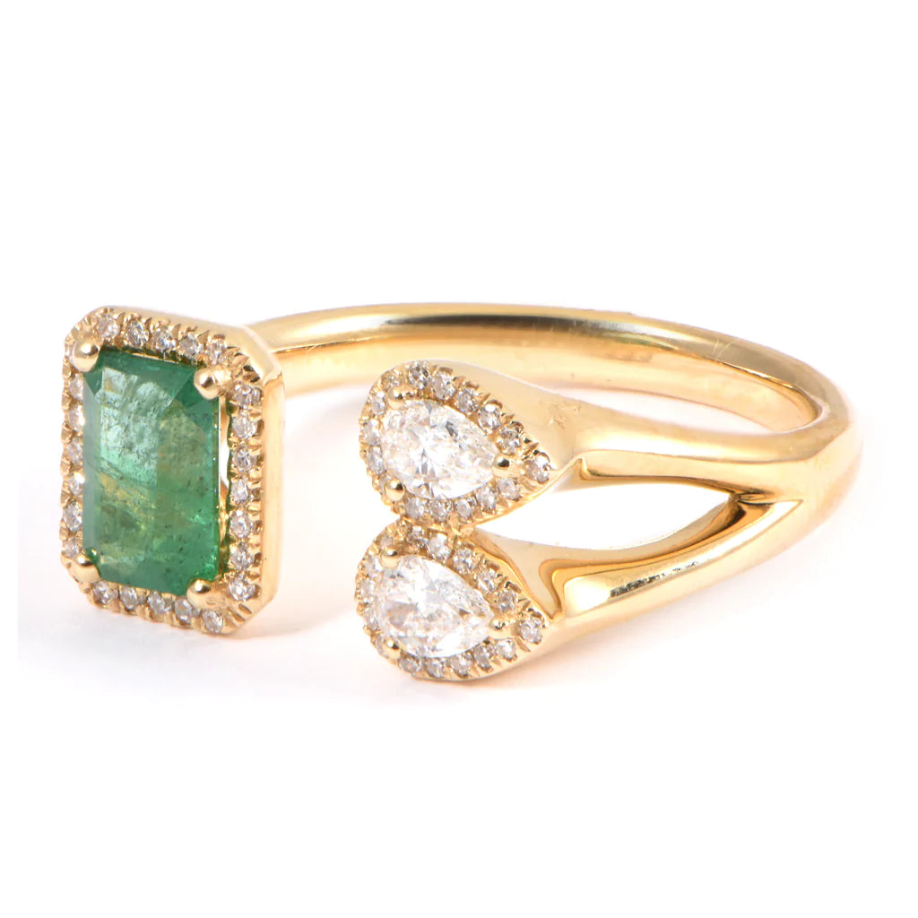 EMERALD U RING