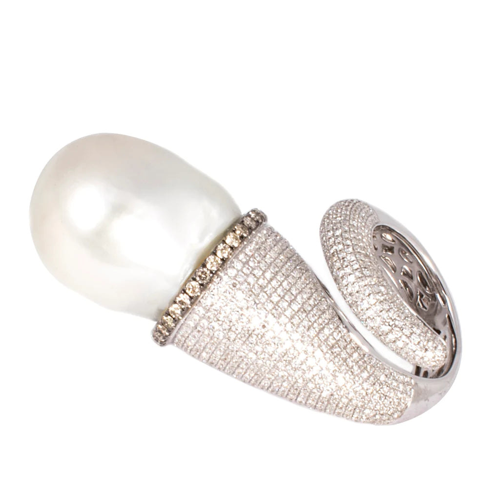 PEARL SWIRL RING