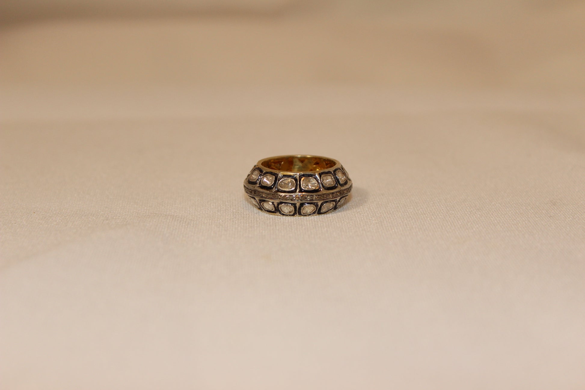 Rose cut top and bottom with pave middle eternity band Size: 7  Sourced from India