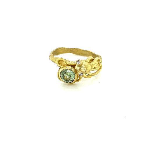 18K Gold Green Sapphire and White Diamond Ring