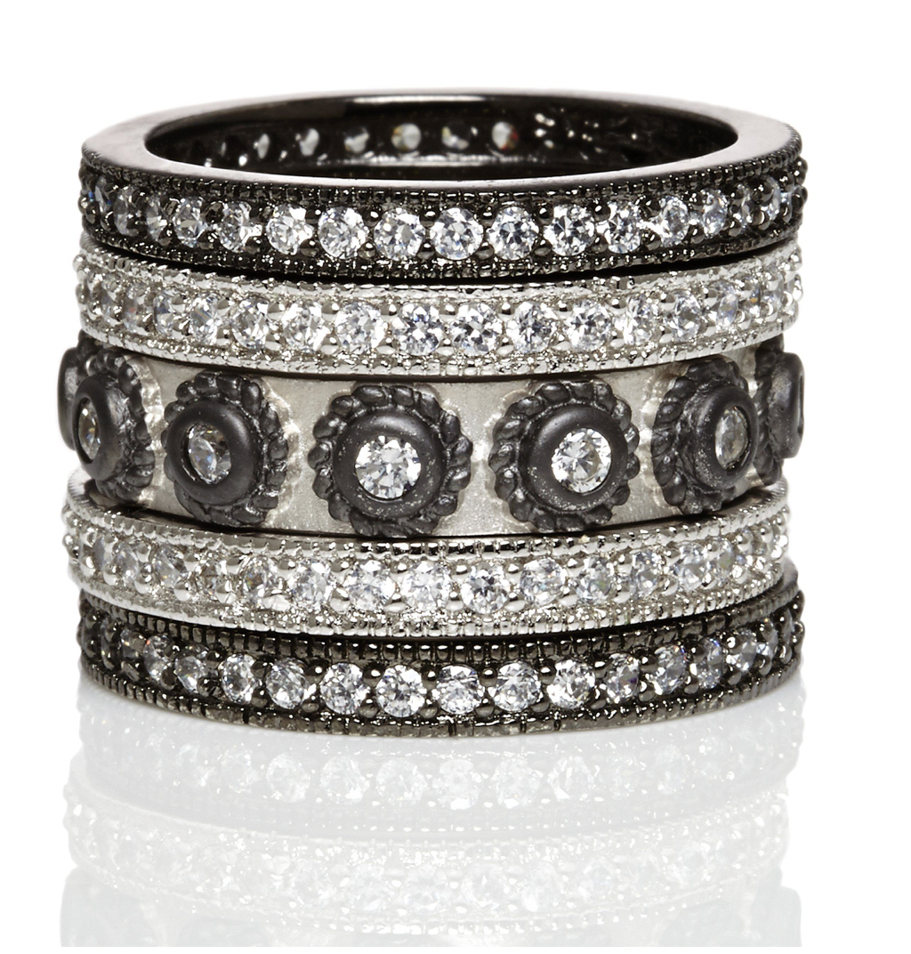 SIGNATURE  Must-Have Stack Rings