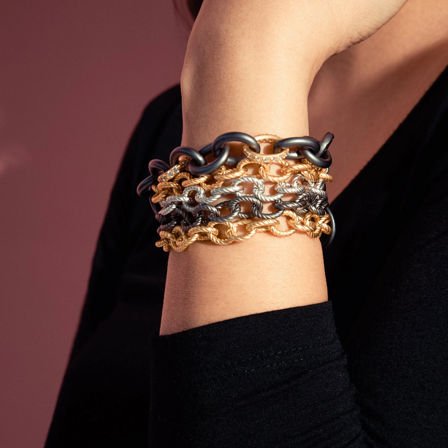 Signature Single Tone Chain Bracelet